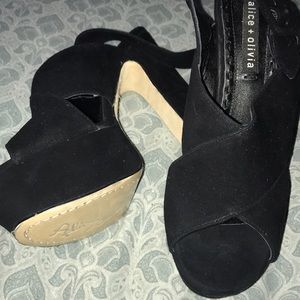 Black Platform Alice + Olivia Chunky Heels